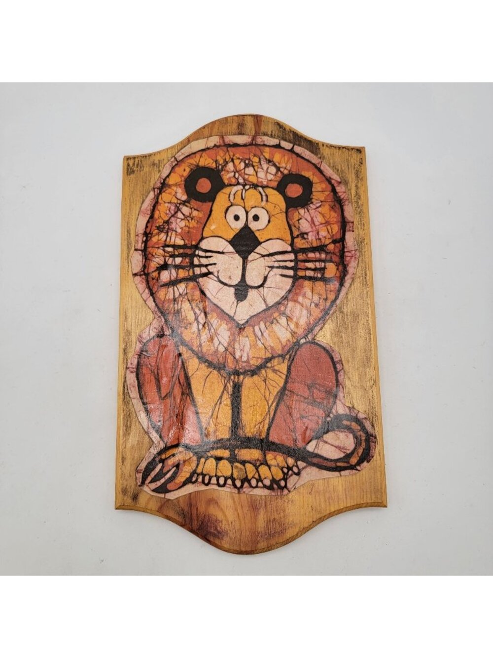 1970s Vintage Lion Print On Wood Plaque Wall Hanging